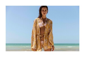 Billabong-Womens-Petal-Pusher-Lookbook-8.thumb.jpeg.b7c1ce99d3d358dd18d867e42e0784e5.jpeg