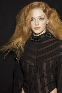 backstage-defile-sonia-rykiel-automne-hiver-2018-2019-paris-coulisses-72.thumb.jpg.f9f6b361f3a47cd8272e4a2cee3fa79a.jpg