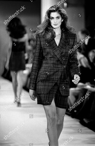 michael-kors-spring-1992-ready-to-wear-fashion-show-new-york-shutterstock-editorial-10434117bo.jpg