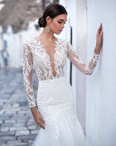 noranaviano_sposa_100886679_253028455776666_935234312581568292_n.jpg