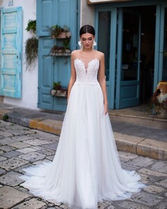 noranaviano_sposa_101640775_704303573478045_5477392183268316255_n.jpg