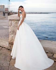 noranaviano_sposa_97890250_715224009214239_8516655247602605385_n.jpg