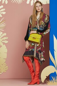 07-Etro-Resort-18.thumb.jpg.448a6b30f9a96b688e22a32f408a8903.jpg