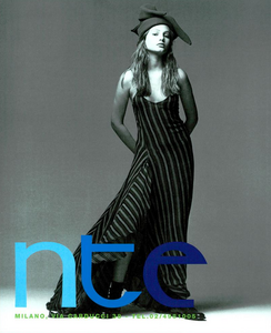 Demarchelier_Istante_Fall_Winter_93_94_03.thumb.png.9042d948e4820231c34b679e08a35ca4.png