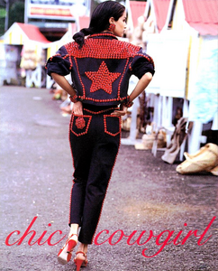 Nero_Colore_Chin_Vogue_Italia_April_1992_03.thumb.png.3f39979155279e155d130a8746a0e5ba.png