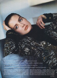 Maser_US_Vogue_July_1986_01.thumb.jpg.846cde03d612d4e6aa3b1b9c24db9d2d.jpg