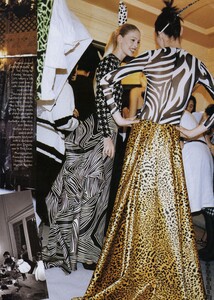 Leibovitz_Halard_US_Vogue_March_1996_04.thumb.jpg.5facd8581e48b88b099abc199cc59f4b.jpg