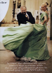 Leibovitz_Halard_US_Vogue_March_1996_09.thumb.jpg.8a85230c2b6936675ac497bb1a34f268.jpg