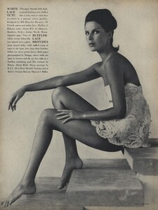 Parkinson_Horst_US_Vogue_January_1st_1965_13.thumb.jpg.357942eb22a605e00671935393f68f02.jpg