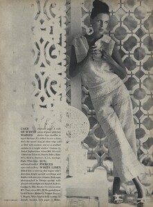 Parkinson_Horst_US_Vogue_January_1st_1965_16.thumb.jpg.823e7641e40ba4ba7aa831bb56440305.jpg