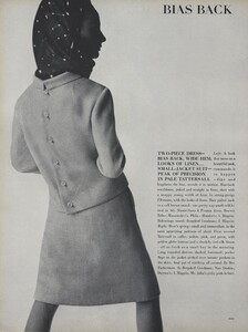 Predictions_Penn_US_Vogue_January_1st_1965_11.thumb.jpg.698563e4ec1e66416ed03b17cd6df8ac.jpg