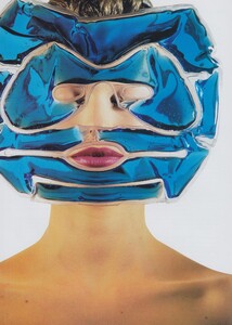 Mask_Penn_US_Vogue_February_1994_02.thumb.jpg.776d526922d53d88c468acbce7e2ac39.jpg