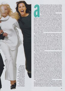 Meisel_Leibovitz_US_Vogue_July_1996_03.thumb.jpg.fbfe698ba6bc18be3d8882536f4027c8.jpg