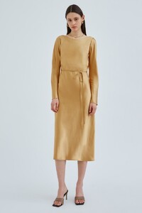 entwine_midi_dress_701-gold_sh_1002-edit.jpg