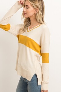 Side_zipper_sweater_side__70645.1572485213.1280.1280.jpg