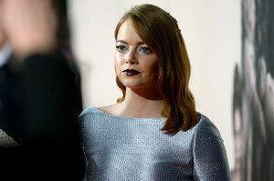 emma-stone-was-gloomy-when-she-turned-30.jpg