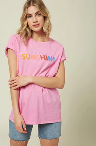 Hello Sunshine Tee - Begonia _ O'Neill_0001.jpg