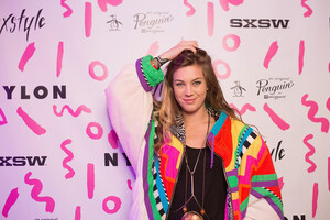 Elliphant+NYLON+Presents+SXStyle+Official+b_EO9E8AC6Pl.jpg