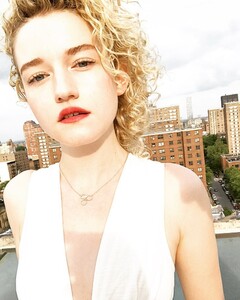 juliagarner94_34325784_250551418854339_7558623394162278400_n.jpg