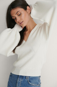 v_neck_big_sleeve_knitted_sweater_1100-003708-0001_03-1.jpg