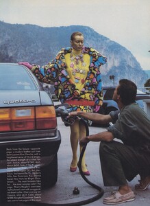 Newton_US_Vogue_October_1986_04.thumb.jpg.c29f1bf9e499c85a4068f26568f22c62.jpg