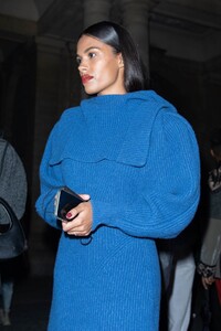 tina-kunakey-arrives-at-isabel-marant-spring-summer-2021-fashion-show-in-paris-10-01-2020-4.jpg