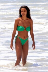 tina-kunakey-in-bikini-at-a-beach-in-rio-de-janeiro-02-18-2021-1.jpg