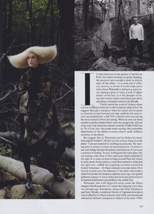 Renegade_Leibovitz_US_Vogue_October_2010_02.thumb.jpg.35d19200d0d618443f0fd3bb75ad4a95.jpg