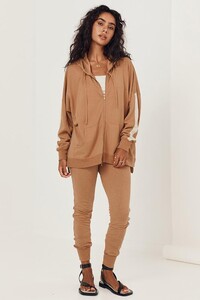 Spell-MaverickRacerStripeTrackpants-Caramel-1660_1000x1000.jpeg