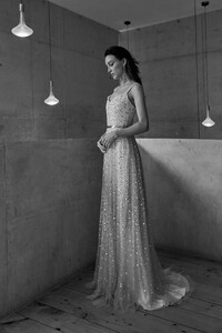 onedaybridal-chosen-empire-collection-17.jpg