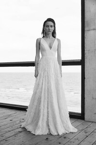 onedaybridal-chosen-empire-collection-5.jpg