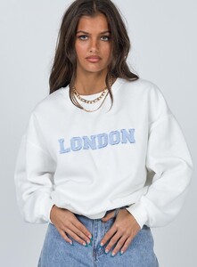 london-sweater-cream-1_68e12547-64cd-45cc-ad16-afbc14136d58_1800x.jpeg