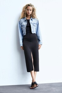 womens-blazers-jackets-zara-cropped-denim-jacket_2.jpg