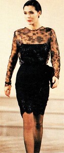 FashionNewsJapan1990Unknown1.thumb.jpg.c27a40b1c4e18d1a88bb52b4b45bdc86.jpg