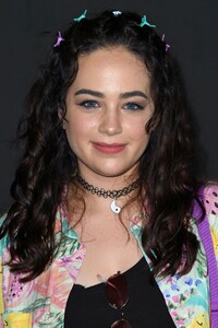 mary-mouser-at-fear-street-trilogy-premiere-in-los-angeles-06-28-2021-0.jpg