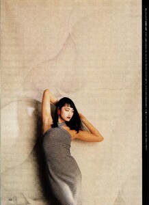 1324513900_MarieClaireJapon1987-4CalvinKleinNanaWatanabe(4).thumb.jpg.98345e9b04fff637bbe95f5545d20dda.jpg