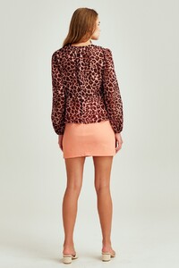 40190539_desert_skirt_610_peach_40190524_3_leopard_ls_top_633_peach_leopard_nh_3606.jpg