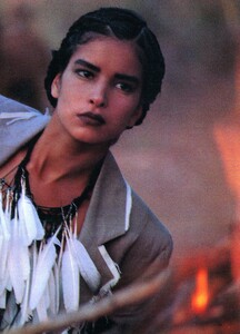 737674873_PatriciaVelsquezFrenchmarieclairebisSPECIALEDITIONSPRING-SUMMER1992SOUSINFLUENCEETHNIQUEbyByChristianMoser-6.thumb.jpg.ab71306e8d5850a5679246b71000a818.jpg