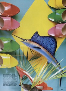 Gili_US_Vogue_June_1994_04.thumb.jpg.2cd945f55cb04f5fd21b3e9c4a0e3b0d.jpg