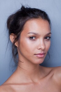 1590035221_LaisRibeiro740full-lais-ribeiro.thumb.jpg.2f700aef7248b7ce4029d8aea1386939.jpg