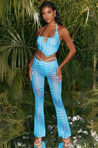 4310_4_match-it-up-blue-abstract-print-halter-neck-crop-top-cut-out-sheer-flares_1.webp