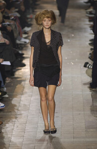 DriesVanNoten-SS2004-Audrey-Lindvall-05.jpg