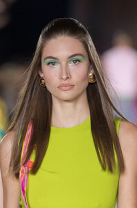 Versace+Spring+2022+Details+jM9mB8USKu-x.jpg