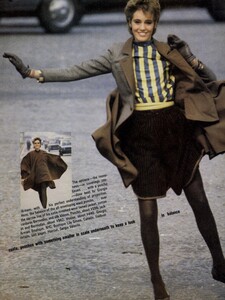 866988029_VOGUEUSAug198105.thumb.jpg.7c76f997d3d98b8808a2eff925b3d830.jpg