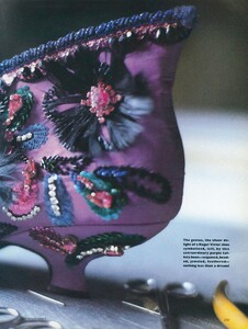 Halard_US_Vogue_December_1987_02.thumb.jpg.a0b81b15402ad27e3848b6a1832934c9.jpg