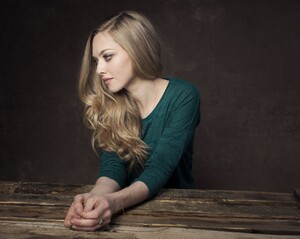 amanda-seyfried-photoshoot-lovelace-portraits-by-victoria-will-january-2013-_1.jpg