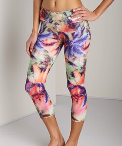 Onzie Capri Pants South Beach - 3.jpg