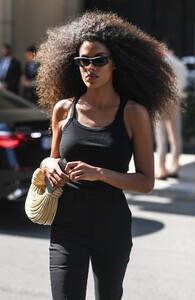 tina-kunakey-in-all-black-milan-09-27-2021-0.jpg