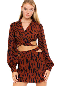 zebra-wrap-top-1-brown-6b9951ca_l.jpg