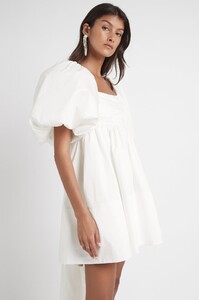 S19-21RE5256_Casabianca_Puff_Sleeve_Dress_Ivory-21877-Aje-1195.jpeg